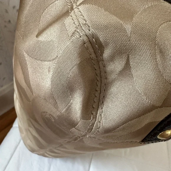 Coach Tan and Brown Signature Shoulder Bag - Picture 10 of 16